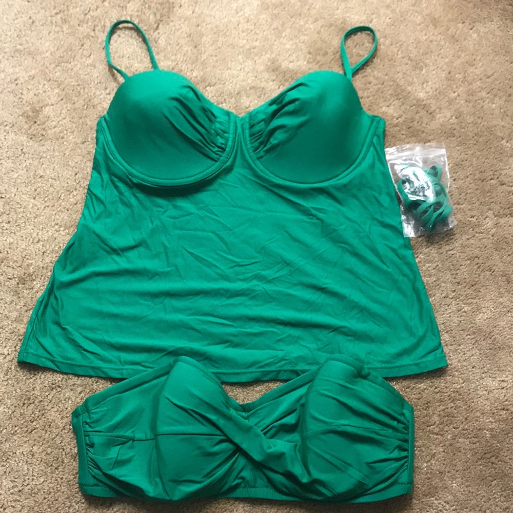 JCrew green tankini top & bikini top. Worn once!